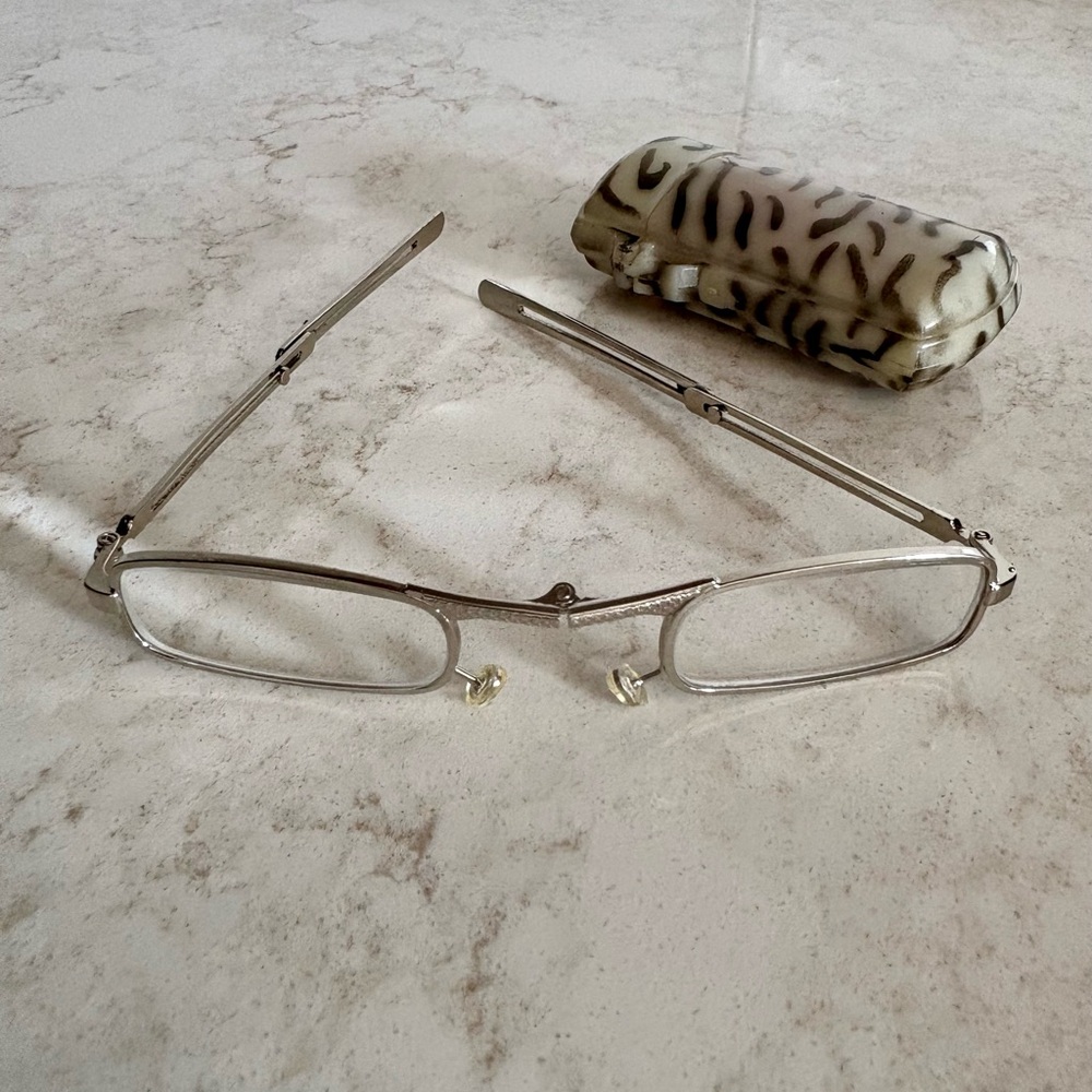 Vintage Folding Reading Glasses & Case. Silver toned. Works great! +1.00 Power.